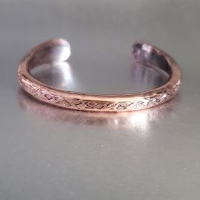 Handmade 6 Gauge BIGGA Bangle by Alexa Martha (size: Medium 7.0-7.5 inches)